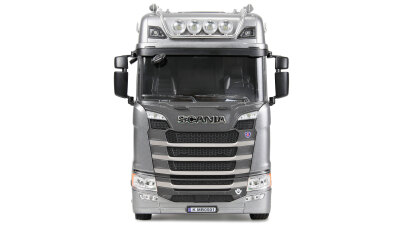 Scania 770 S Zugmaschine 6x4 1:18 RTR silber
