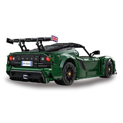 CaDA Lotus Exige Cup 430 1:8 grün Bricks