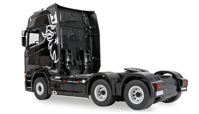 Scania 770 S Zugmaschine 6x4 1:18 RTR schwarz