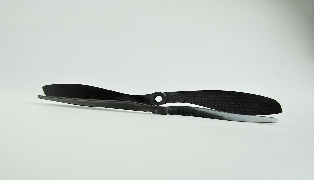 1 xCFK Propeller 8x4,5 CW/CCW & 1x CFK Prop 8x4.5 CW/CCW