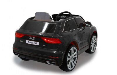 Ride-on Audi Q8 schwarz 12V