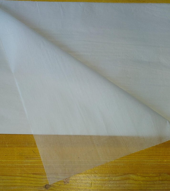 Bespannpapier / Seidenpapier  weiß Bogengröße 50x75cm, 5 Bogen