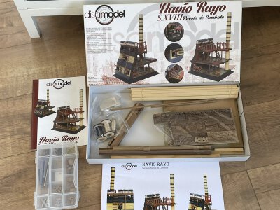 Navío Rayo S. XVIII Puesto De Combate 1:32