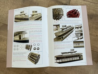 MARIEVILLE 1:72 66,5 cm